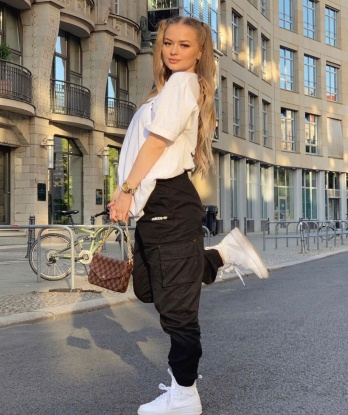 Женя, 23 года, 1 размер груди